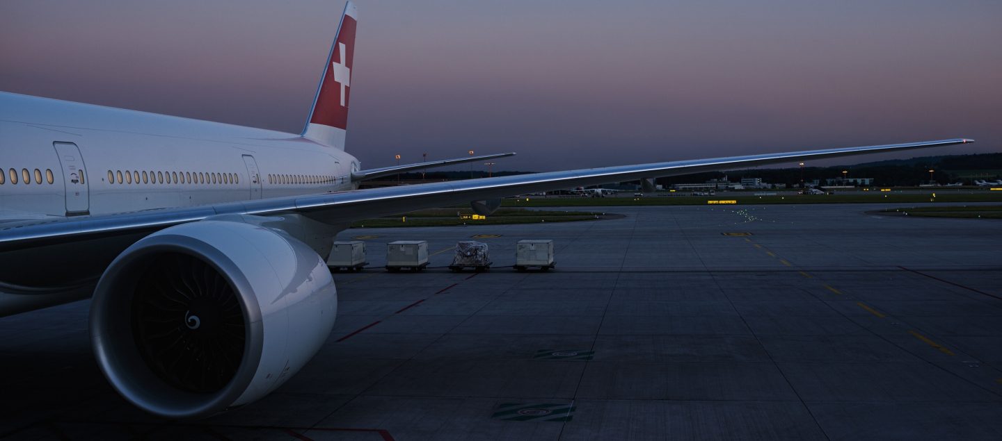 Boeing 777 on ground // Boeing 777 am Boden // Boeing 777 au sol